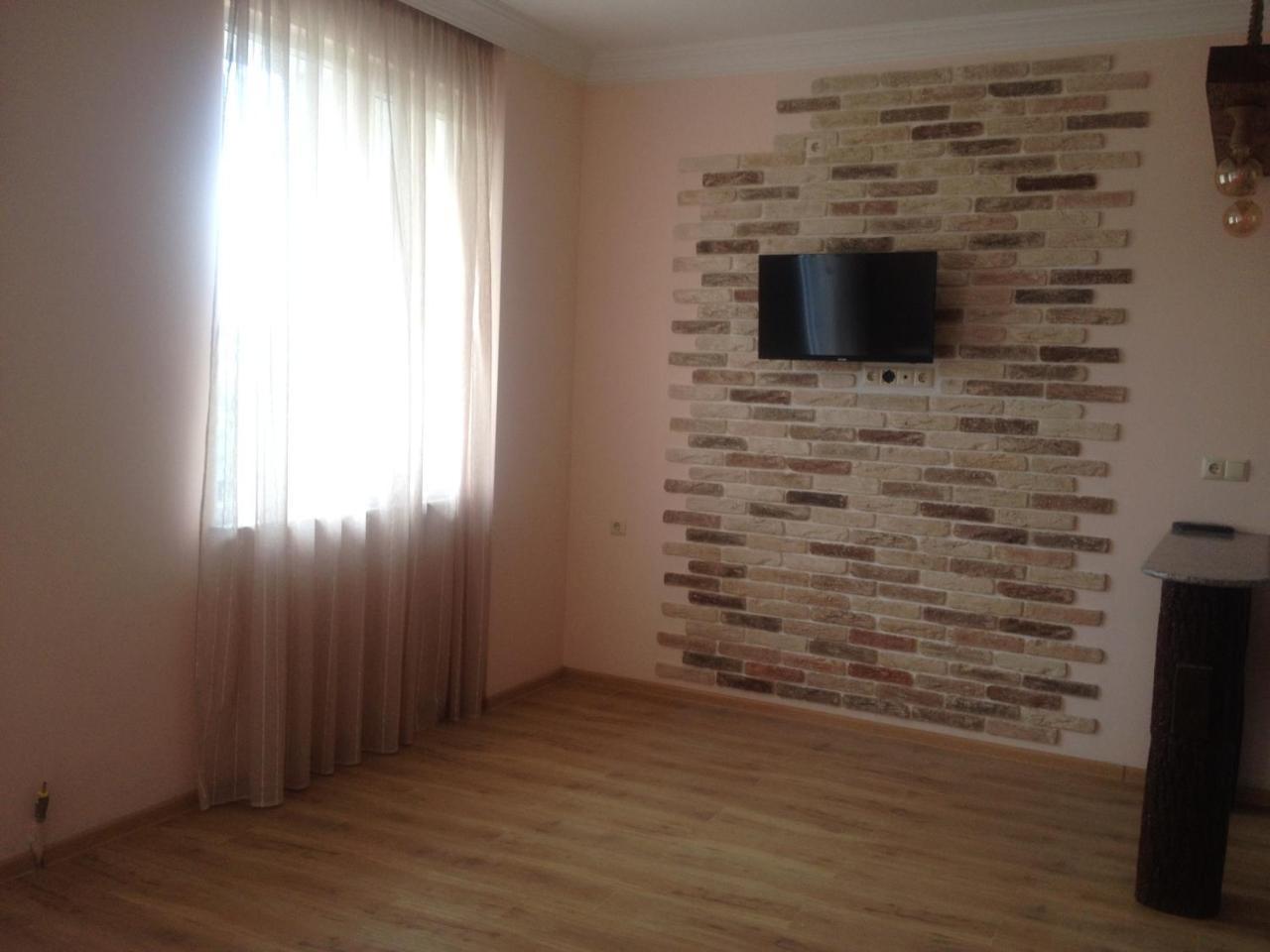Nodari Batumi Exteriör bild